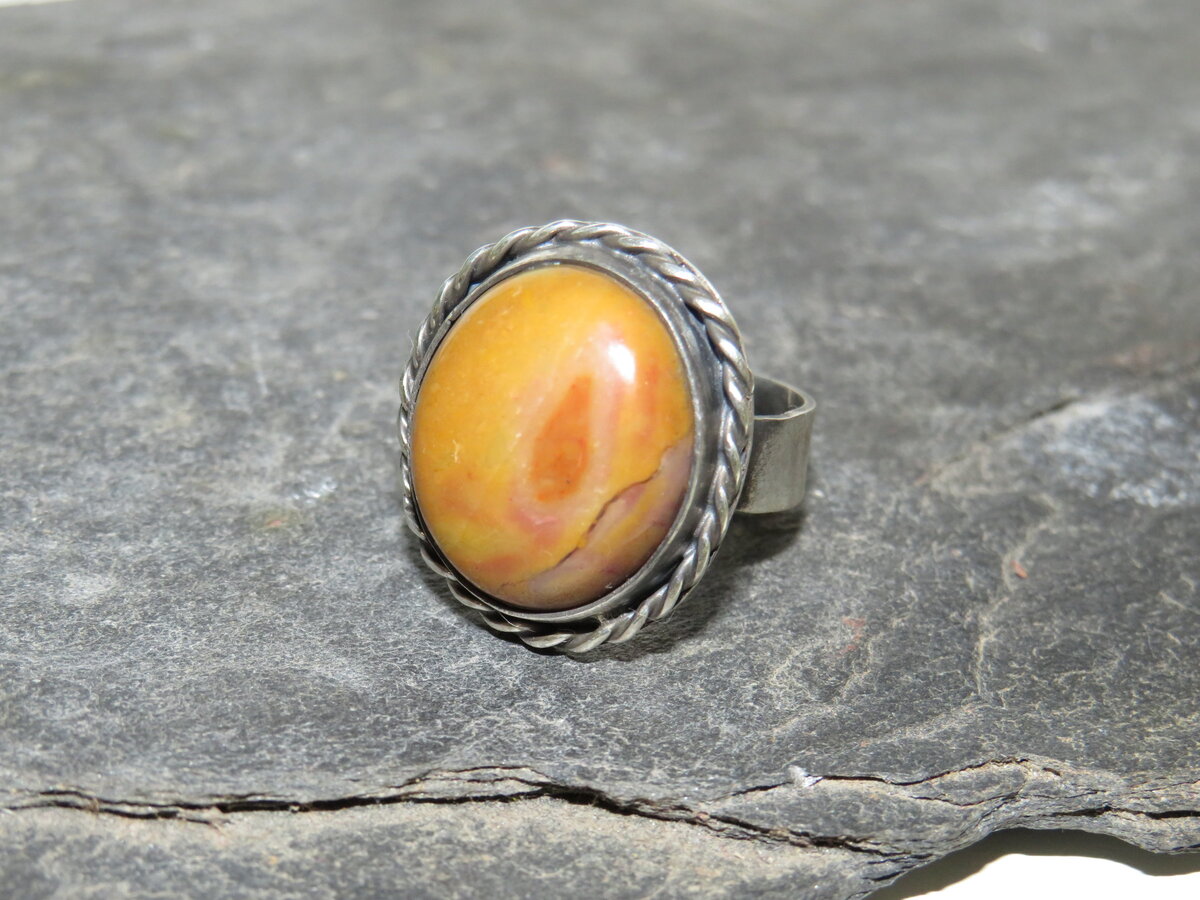 Col&middot;lecci&oacute; Montju&iuml;c - Joies i complements