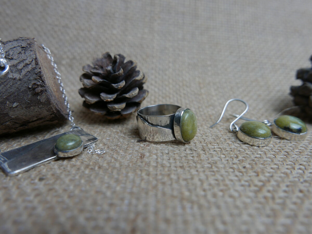 Col&middot;lecci&oacute; Costabona - Joies i complements