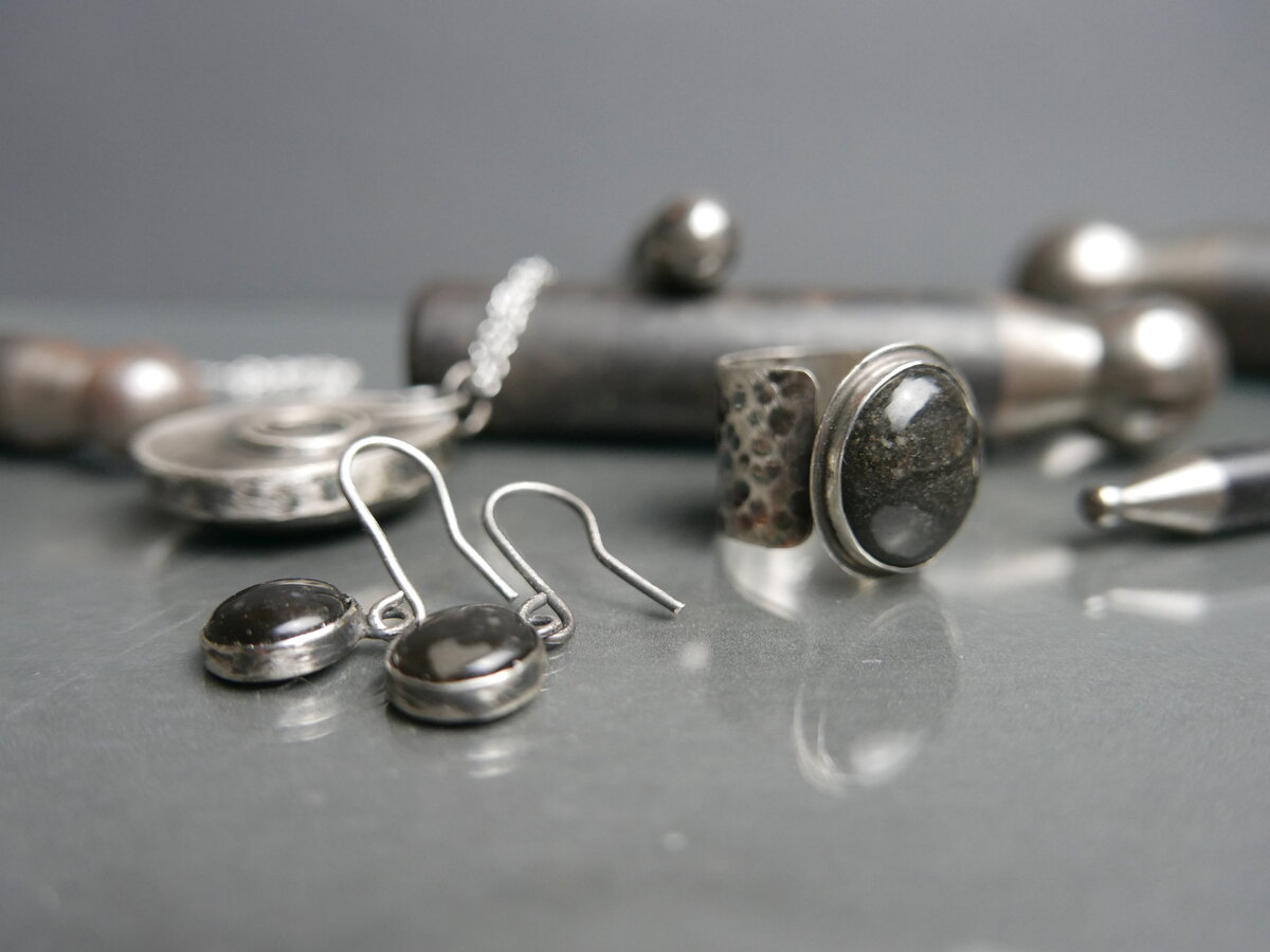 Col&middot;lecci&oacute; Costa Brava - Joies i complements