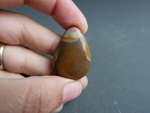 Imatge de mineral Caboixó jaspi llàgrima 00220