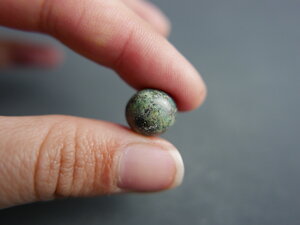 Imatge gran de Caboixó malaquita 00902